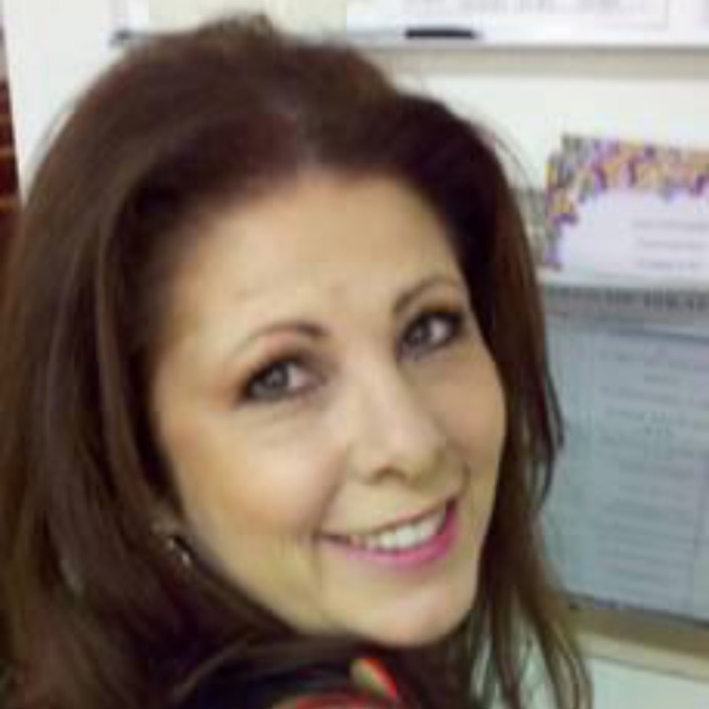 Meet your Posher, Debbie